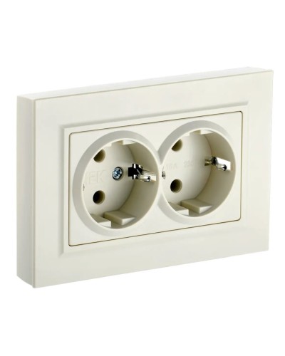 Розетка 2-местная с з/к РС12-3-БрКр бежевый BRITE (BR-R21-16-K10-F). Розетка с заземлением без защитных шторок в сборе. IEK в Саратове