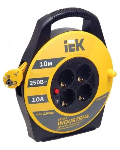 УК10 4 места, 10м (WKP15-16-04-10). Удлинитель на катушке Industrial. IEK в Саратове